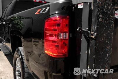 Zdjęcie 50 z 61 samochodu: 2019 CHEVROLET SILVERADO K3500 LTZ VIN:1GC4KXEY3KF183719 - miniatura