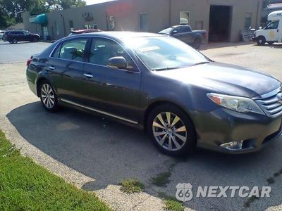 Trzecie zdjęcie samochodu z tyłu: 2011 TOYOTA AVALON BASE VIN:4T1BK3DB9BU384187 - miniatura