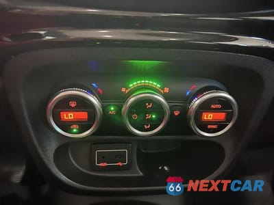 Zdjęcie 26 z 30 samochodu: 2016 FIAT 500L TREKKING VIN:ZFBCFADH0GZ038256 - miniatura