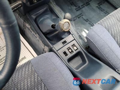 Zdjęcie 14 z 16 samochodu: 1993 TOYOTA 4RUNNER VN39 SR5 VIN:JT3VN39W9P0105599 - miniatura