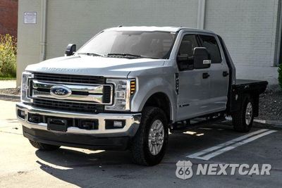 Trzecie zdjęcie samochodu z tyłu: 2018 FORD F350 SUPER DUTY VIN:1FT8W3BT9JEC91211 - miniatura