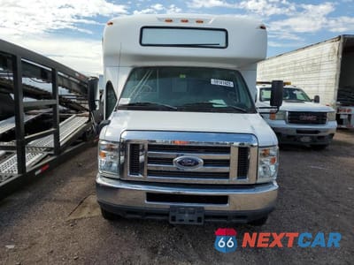 Zdjęcie 9 z 10 samochodu: 2017 FORD ECONOLINE E350 SUPER DUTY CUTAWAY VAN VIN:1FDEE3FS5HDC19313 - miniatura