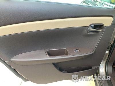 Zdjęcie 23 z 34 samochodu: 2011 CHEVROLET MALIBU LS VIN:1G1ZB5E11BF192327 - miniatura