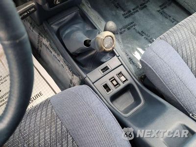 Zdjęcie 13 z 16 samochodu: 1993 TOYOTA 4RUNNER VN39 SR5 VIN:JT3VN39W9P0105599 - miniatura