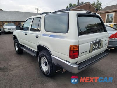Czwarte zdjęcie samochodu z boku: 1993 TOYOTA 4RUNNER VN39 SR5 VIN:JT3VN39W9P0105599 - miniatura