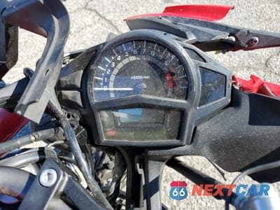 Zdjęcie 7 z 11 samochodu: 2012 KAWASAKI EX650 EC VIN:JKAEXEE16CDA08047 - miniatura