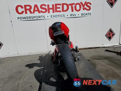 Czwarte zdjęcie samochodu z boku: 2012 KAWASAKI EX650 EC VIN:JKAEXEE16CDA08047 - miniatura