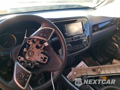 Zdjęcie 9 z 10 samochodu: 2019 MITSUBISHI OUTLANDER ES VIN:JA4AD2A32KZ037217 - miniatura