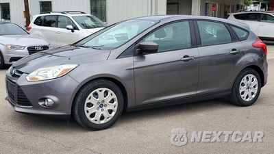 Zdjęcie 7 z 18 samochodu: 2012 FORD FOCUS SE VIN:1FAHP3K26CL305462 - miniatura