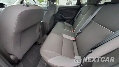 Zdjęcie 13 z 18 samochodu: 2012 FORD FOCUS SE VIN:1FAHP3K26CL305462 - miniatura
