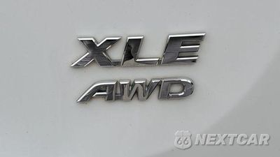 Zdjęcie 23 z 23 samochodu: 2014 TOYOTA RAV4 XLE VIN:2T3RFREV8EW213523 - miniatura
