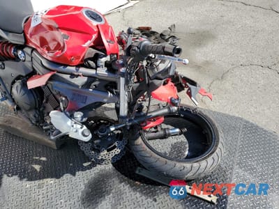 Zdjęcie 9 z 11 samochodu: 2012 KAWASAKI EX650 EC VIN:JKAEXEE16CDA08047 - miniatura