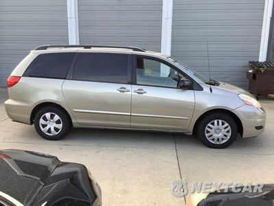 Zdjęcie 9 z 33 samochodu: 2007 TOYOTA SIENNA CE VIN:5TDZK23C37S017952 - miniatura