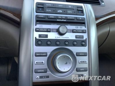 Zdjęcie 54 z 61 samochodu: 2005 ACURA RL VIN:JH4KB16535C007315 - miniatura