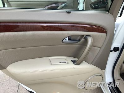 Zdjęcie 41 z 61 samochodu: 2005 ACURA RL VIN:JH4KB16535C007315 - miniatura