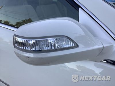 Zdjęcie 19 z 61 samochodu: 2005 ACURA RL VIN:JH4KB16535C007315 - miniatura