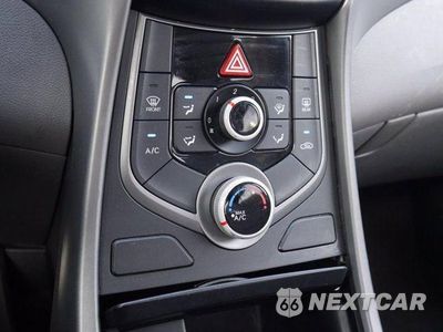 Zdjęcie 25 z 39 samochodu: 2016 HYUNDAI ELANTRA SE VIN:5NPDH4AE4GH705148 - miniatura
