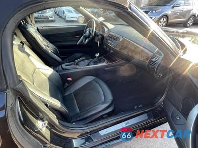 Zdjęcie 30 z 34 samochodu: 2006 BMW Z4 3.0SI VIN:4USBU53526LW91339 - miniatura