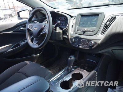 Zdjęcie 14 z 32 samochodu: 2017 CHEVROLET MALIBU LT VIN:1G1ZE5ST3HF201373 - miniatura