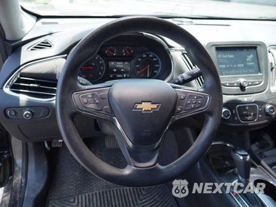 Zdjęcie 22 z 32 samochodu: 2017 CHEVROLET MALIBU LT VIN:1G1ZE5ST3HF201373 - miniatura