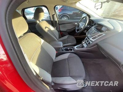 Piąte zdjęcie samochodu w środku: 2014 FORD FOCUS SE VIN:1FADP3F28EL323070 - miniatura