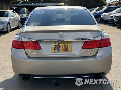 Zdjęcie 11 z 35 samochodu: 2013 HONDA ACCORD SPORT VIN:1HGCR2F56DA024211 - miniatura