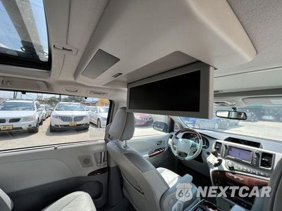 Zdjęcie 27 z 62 samochodu: 2011 TOYOTA SIENNA XLE VIN:5TDYK3DC9BS066744 - miniatura