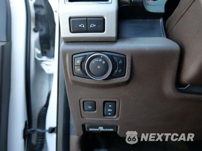 Zdjęcie 14 z 21 samochodu: 2017 FORD F350 SUPER DUTY VIN:1FT8W3DT7HEB34509 - miniatura