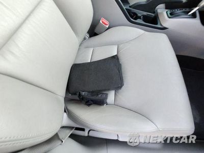 Zdjęcie 18 z 36 samochodu: 2012 HONDA CIVIC EXL VIN:2HGFB2F91CH513930 - miniatura