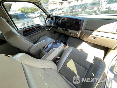 Zdjęcie 9 z 31 samochodu: 2006 FORD F250 SUPER DUTY VIN:1FTSW20P36EA53688 - miniatura