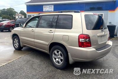 Trzecie zdjęcie samochodu z tyłu: 2005 TOYOTA HIGHLANDER LIMITED VIN:JTEGP21A750062771 - miniatura