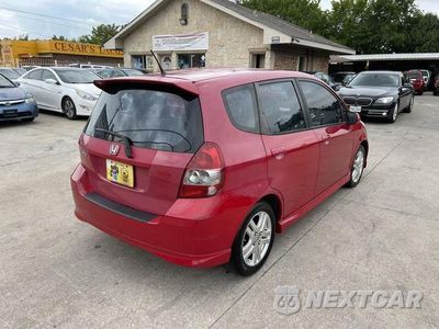 Zdjęcie 13 z 36 samochodu: 2008 HONDA FIT SPORT VIN:JHMGD38678S035114 - miniatura