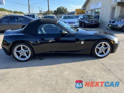 Zdjęcie 29 z 34 samochodu: 2006 BMW Z4 3.0SI VIN:4USBU53526LW91339 - miniatura