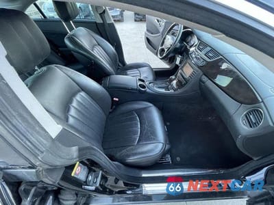 Zdjęcie 8 z 24 samochodu: 2008 MERCEDES-BENZ CLS 550 VIN:WDDDJ72X78A136915 - miniatura