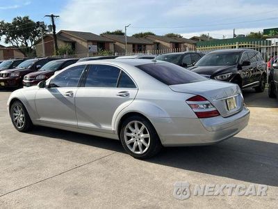 Zdjęcie 12 z 38 samochodu: 2007 MERCEDES-BENZ S 550 VIN:WDDNG71X07A111230 - miniatura