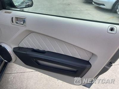 Zdjęcie 15 z 31 samochodu: 2010 FORD MUSTANG VIN:1ZVBP8AN2A5131977 - miniatura