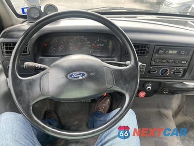 Czwarte zdjęcie samochodu z boku: 2010 FORD F750 SUPER DUTY VIN:3FRXF7FH2AV270782 - miniatura