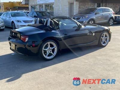 Zdjęcie 9 z 34 samochodu: 2006 BMW Z4 3.0SI VIN:4USBU53526LW91339 - miniatura
