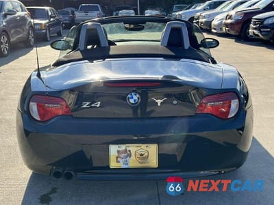 Zdjęcie 12 z 34 samochodu: 2006 BMW Z4 3.0SI VIN:4USBU53526LW91339 - miniatura