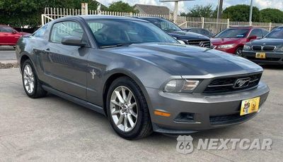 2010 FORD MUSTANG 1ZVBP8AN2A5131977 - główne zdjęcie licytacji z USA - miniatura