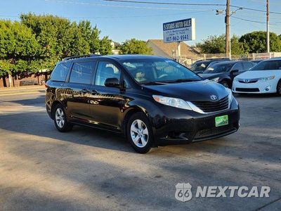 Piąte zdjęcie samochodu w środku: 2011 TOYOTA SIENNA LE VIN:5TDKK3DC9BS024239 - miniatura