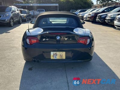 Zdjęcie 27 z 34 samochodu: 2006 BMW Z4 3.0SI VIN:4USBU53526LW91339 - miniatura