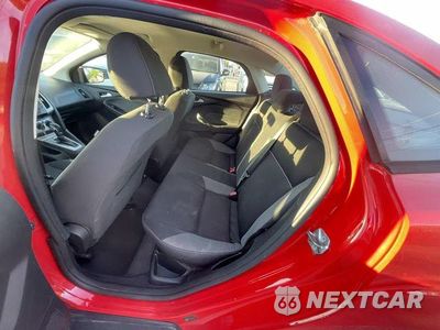 Zdjęcie 9 z 17 samochodu: 2014 FORD FOCUS SE VIN:1FADP3F28EL323070 - miniatura