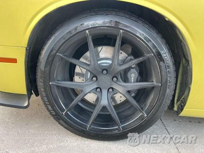 Zdjęcie 20 z 37 samochodu: 2016 DODGE CHALLENGER R/T SCAT PACK VIN:2C3CDZFJ6GH185459 - miniatura