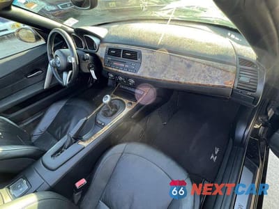 Zdjęcie 19 z 34 samochodu: 2006 BMW Z4 3.0SI VIN:4USBU53526LW91339 - miniatura
