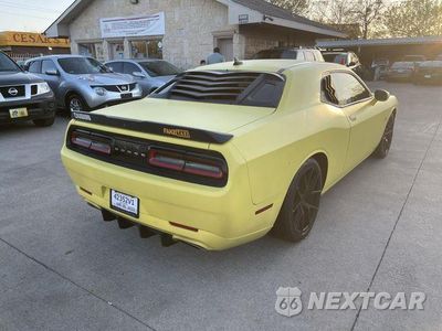 Zdjęcie 13 z 37 samochodu: 2016 DODGE CHALLENGER R/T SCAT PACK VIN:2C3CDZFJ6GH185459 - miniatura