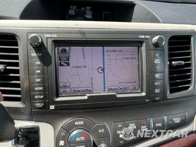 Zdjęcie 43 z 62 samochodu: 2011 TOYOTA SIENNA XLE VIN:5TDYK3DC9BS066744 - miniatura