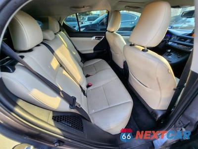 Zdjęcie 18 z 46 samochodu: 2012 LEXUS CT 200 VIN:JTHKD5BH8C2070771 - miniatura