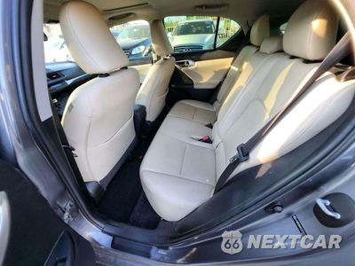 Zdjęcie 23 z 46 samochodu: 2012 LEXUS CT 200 VIN:JTHKD5BH8C2070771 - miniatura