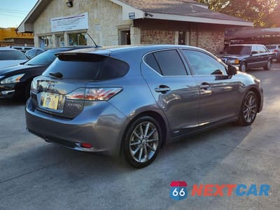 Zdjęcie 6 z 46 samochodu: 2012 LEXUS CT 200 VIN:JTHKD5BH8C2070771 - miniatura